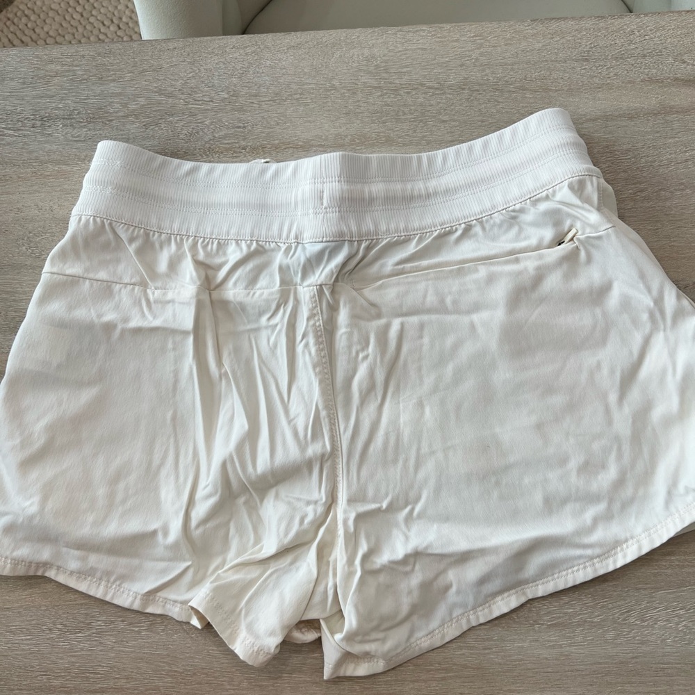 North Face Aphrodite Shorts Dune - Picture 6 of 8